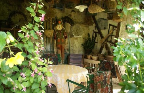 Mezy-Moulins House | Charming Gîte in France for a Private Getaway
