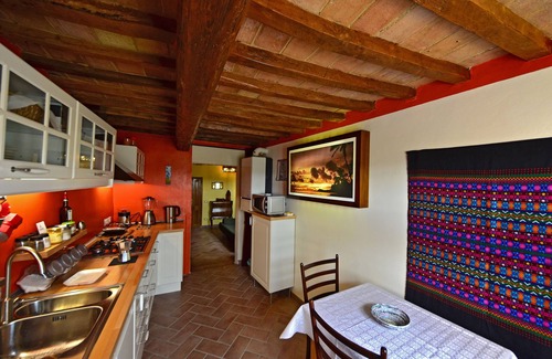 San Quirico d'Orcia Apartment | Charming Gateway to Tuscany - The scenic House of the Lamps in Val d'Orcia