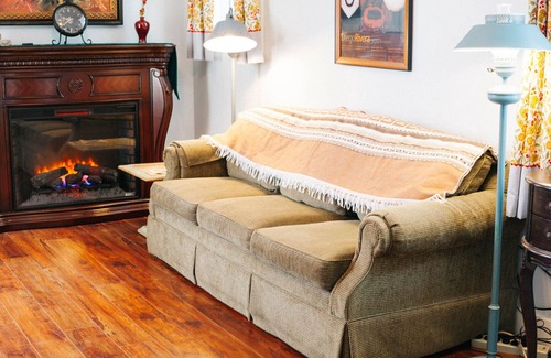 Chewelah Cottage | Charming Garden Cottage