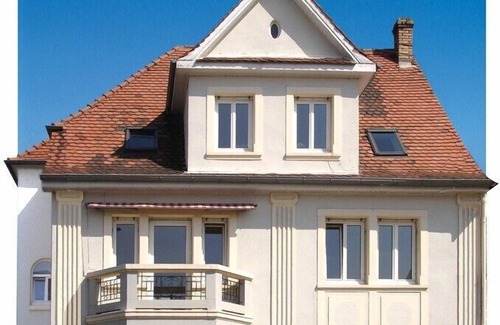 Poteries Apartment | Charming gîte, air conditioning, free parking, welcome by the owner.
