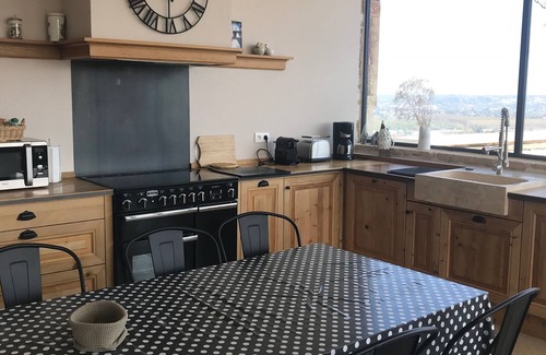 Anse Cottage | Charming gîte for 6 people, panoramic view, near Lyon and the Beaujolais region