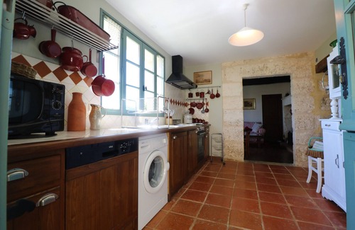 Saint-Cyprien House | Charming gite ideally situated in the heart of the Black Perigord.