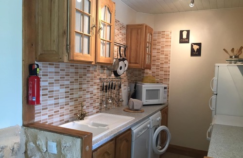Tremolat Cottage | Charming gite in delighful village location