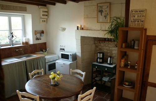 Mouzay House | Charming gîte Sainte-Anne, in the countryside.