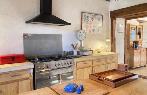 Touffailles House | Charming gîte with swimming pool & large garden, Tarn-et-Garonne