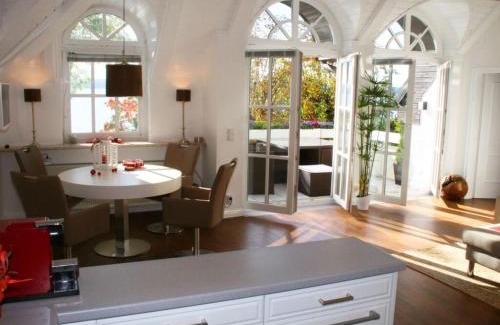 Herrsching am Ammersee House | Charming Holiday Home in Herrsching