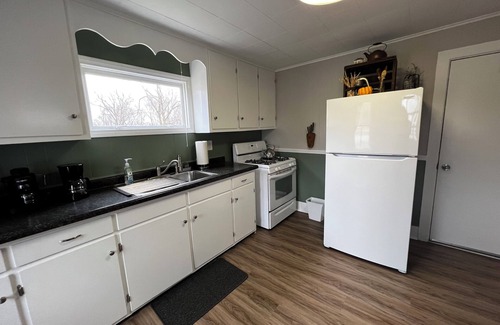 Milan Other | Charming historic 2-bedroom farmhouse 4 miles from historic Milan with WiFi