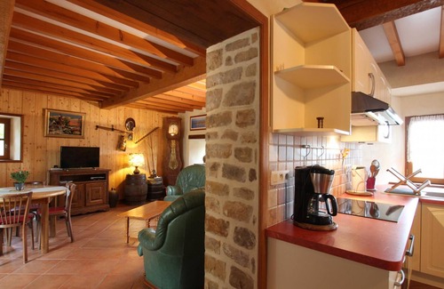 Fierville-les-Mines Cottage | Charming House with Private Terrace, 2 Bedrooms, Close to Beaches, Peaceful Green Setting