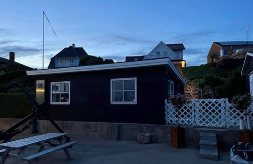 Rødvig House | Charming Holiday Home on the Harbour in Rødvig