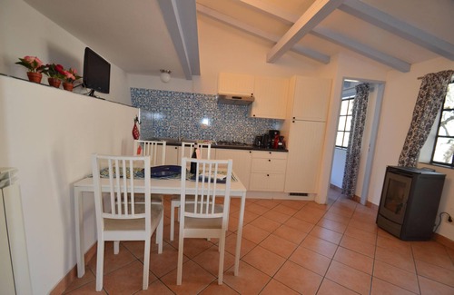 Casa Carli House | Charming holiday home in an olive grove with large terrace and fenced garden, sh