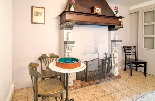 Marcourt House | Charming holiday home in Marcourt with garden and terrace