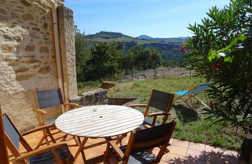 Esperaza House | Charming holiday home with garden in the south of France