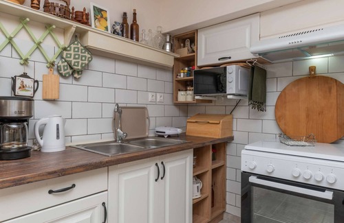 Pigadhakia House | Charming Holiday Retreat: A Perfect Blend of Tradition and Modern Comfort