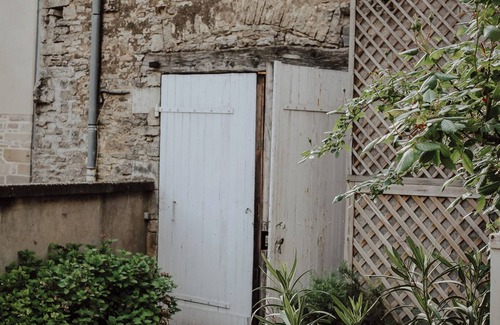 Meursault House | Charming Home in Quaint Winemaking Village