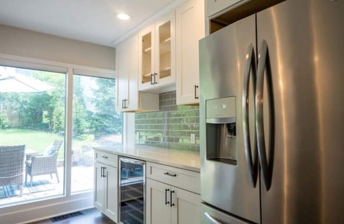 Hudson House | Charming home steps away from Main Street Hudson and Western Reserve Academy