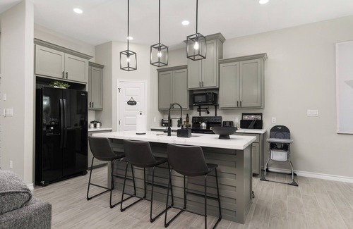 La Feria House | Charming Home w/Private Pool Fenced backyard Wi-Fi