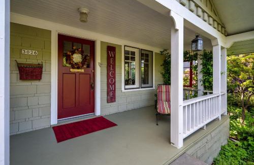 Beaumont - Wilshire House | Charming Home, Wonderful Neighborhood!