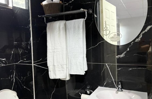 Sonsonate Hotel | Charming hotel in delightful Sonsonate with AC