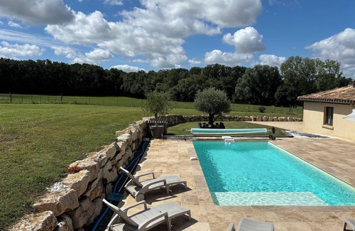 Nojals-et-Clotte House | Charming house with heated pool Dordogne. Pets welcome!