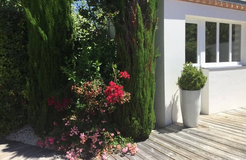 Les Mathes Villa | Charming house, 4 stars, in the middle of the village, 4 km away from the beach