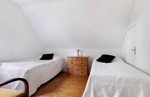 Javrebyn House | Charming house close to the sea
