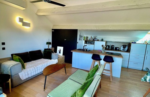 16th Arrondissement House | Charming house completely renovated, sea view