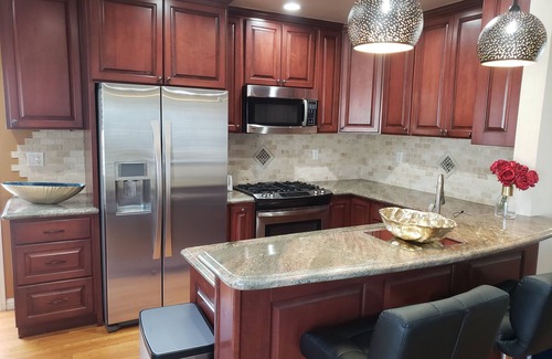 North Redondo House | Charming House House w backyard oasis-10 min from the Beach!