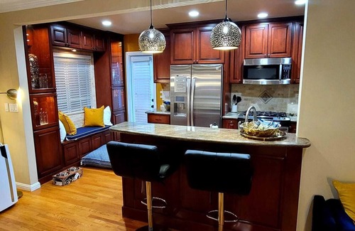 North Redondo House | Charming House House w backyard oasis-10 min from the Beach!