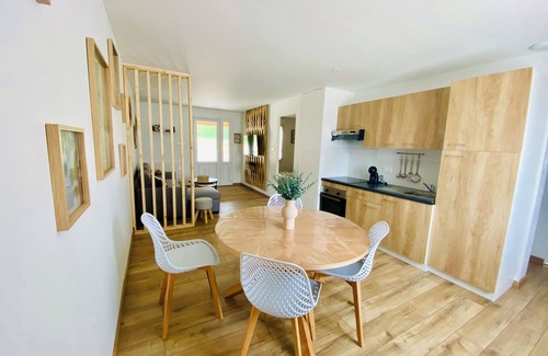 Julienne House | Charming house in a serene setting. Along the Flow vélo!