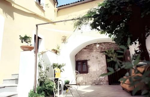 Francolise House | Charming House in Francolise with Sea View