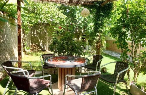 Murillo El Cuende House | Charming House in Rada with Fenced Garden