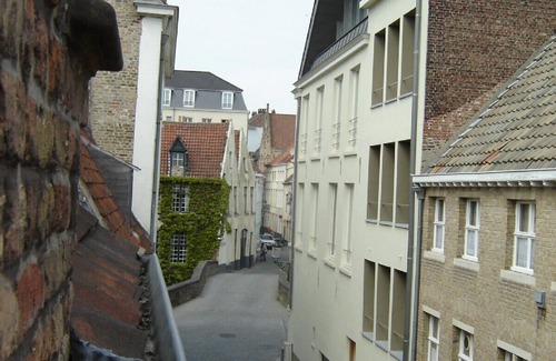 Historical Center Bruges House | Charming house in the center of Bruges right along the green canals