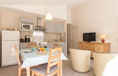 Vertou Cottage | Charming House near Nantes with Private Garden, Terrace, and Modern Amenities