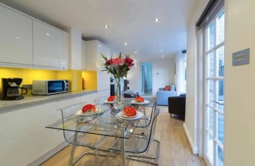 South Bermondsey House | Charming House Tower Bridge Apartment