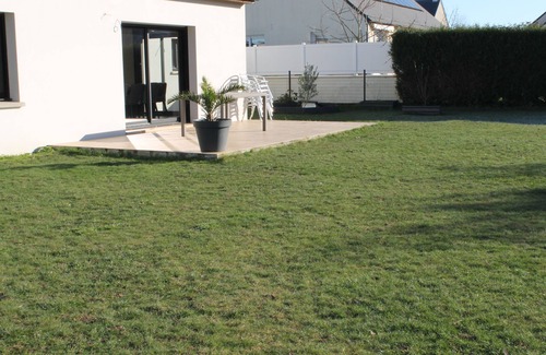 Saint-Martin-des-Champs House | Charming house with 3 bedrooms, 160m²
