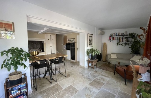 Lambesc House | Charming house with garden in the heart of the village of Lambesc