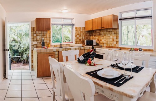 Moorea-Maiao House | Charming houses with private beach and seaside pool