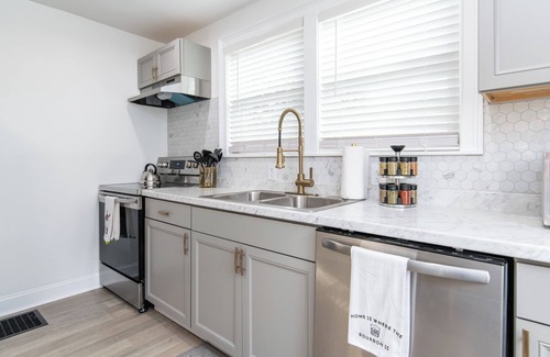 Northside District House | Charming Independent House in Downtown Lexington, KY