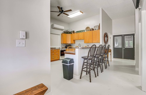 Ellston House | Charming Iowa Home: 1 Mi to Golf