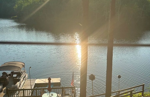 Woodbury Cottage | Charming lakefront family Cottage w/hot tub and fire pit!