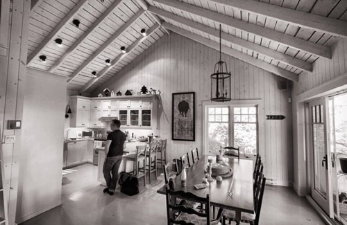 Sainte-Adele House | Charming Lakehouse on Lac Pilon