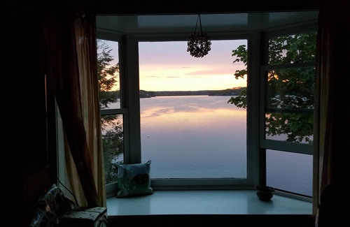 Morris House | Charming lakeside cottage and guest cottage with spectacular views