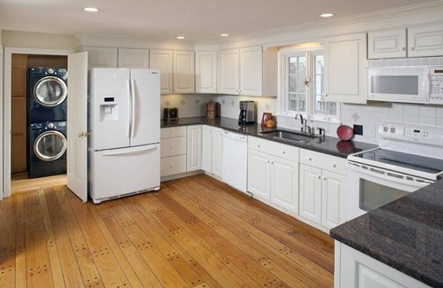 Minot House | Charming large 4-bedroom house in Scituate 1 mile from beach