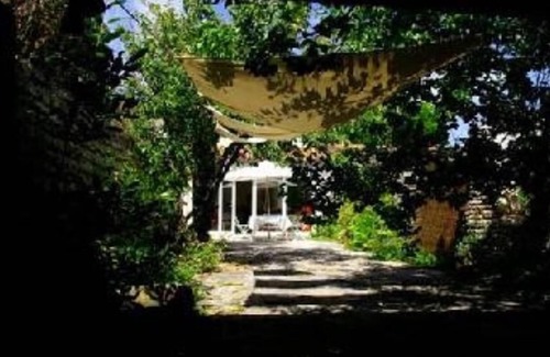 La Couarde-sur-Mer House | Charming little house with interior courtyard in a typical alley of the island.