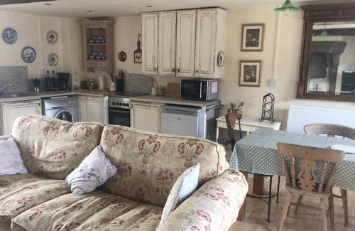 Sourdeval House | Charming little house, Pets welcome!