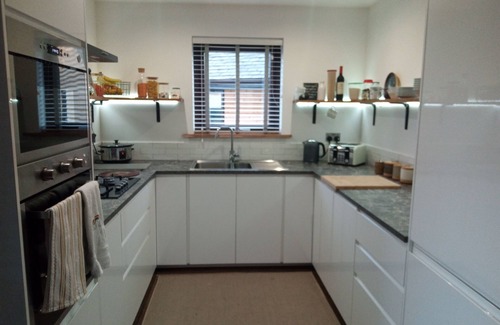 Murthly Cabin | Charming lodge,cosy, comfortable,ideal location