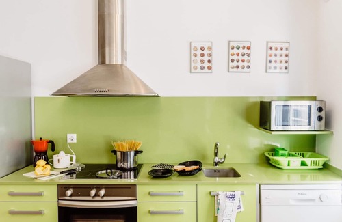 Torredembarra Apartment | Charming loft on the beach 45min from Barcelona