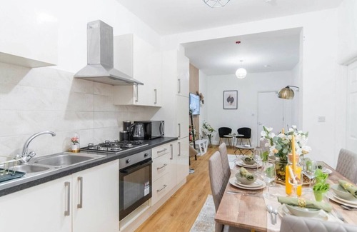 Sudbury Apartment | Charming London Flat Near Wembley + Parks | Garden
