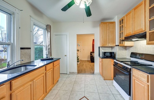 Freeport House | Charming Long Island Home w/Fenced Yard!