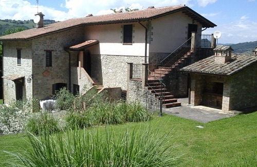 Valfabbrica House | Charming&Luxury Villa near Assisi-Gubbio-Perugia, oasis of peace relax & privacy